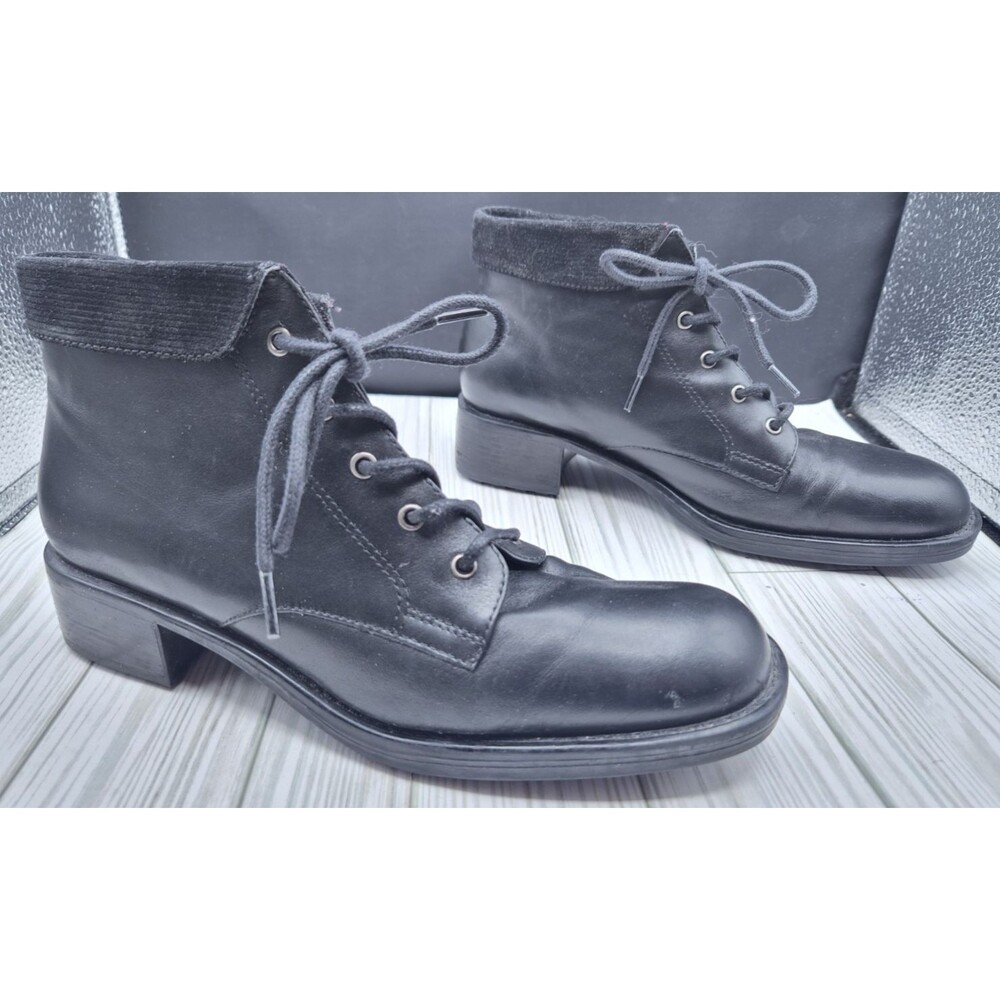 Vintage Liz Claiborne Lizflex Black Leather Ankle Boots Lace Up Women Size 7.5M